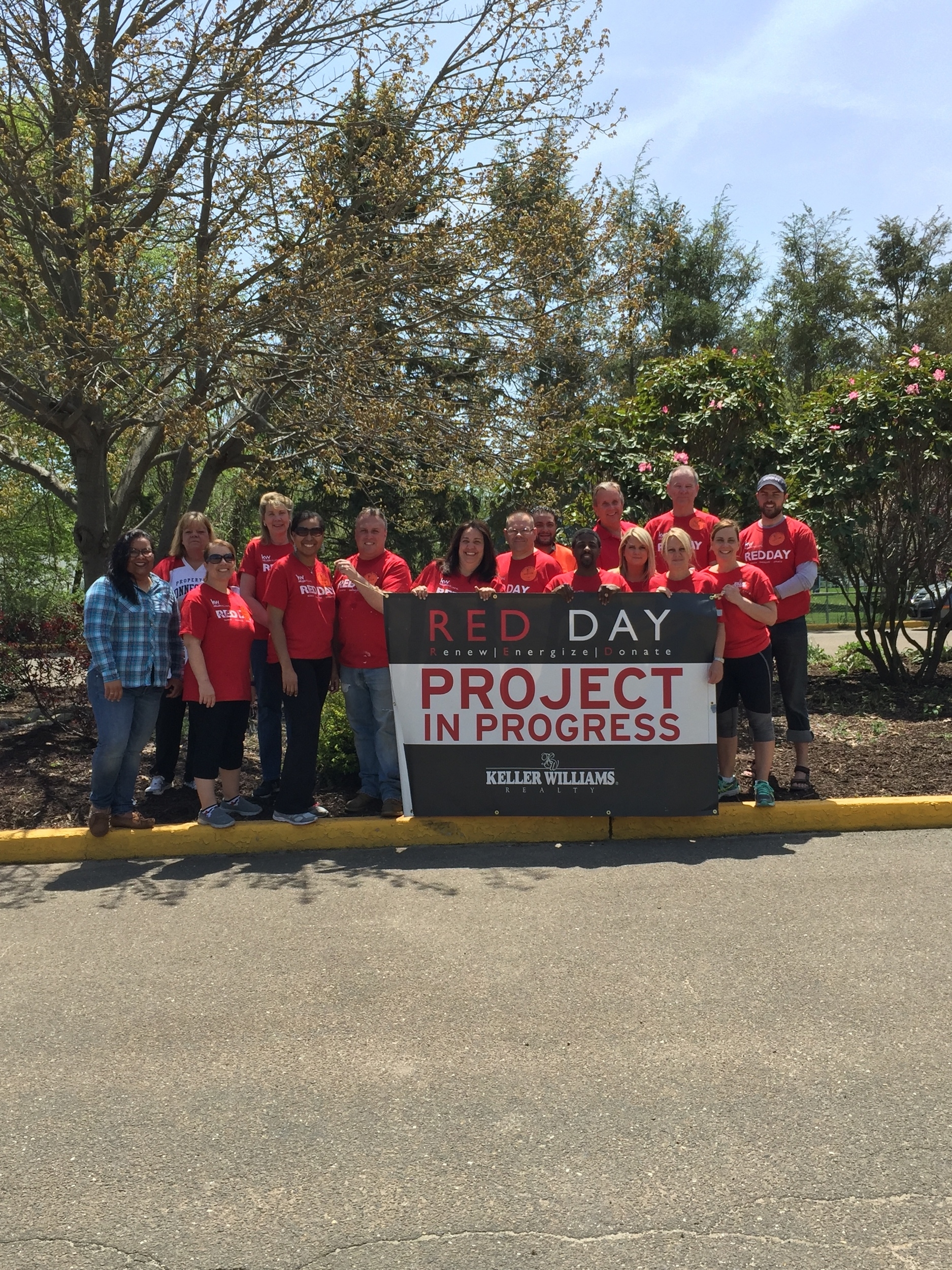 Associates from the Trumbull office of Keller Williams Realty spent the day at Daniels Farm School last Thursday as part of their annual "RED Day," helping to clean up and beautify the grounds. RED Day (Renew, Energize and Donate) is an initiative dedicated to celebrating Keller Williams Realty’s year-round commitment to improving local communities. Each year, on the second Thursday in May, tens of thousands of associates from across the United States and Canada participate in a wide range of projects, devoting time to renewing and energizing aspects of the neighborhoods in which they serve. Thank you, Keller Williams Realty!