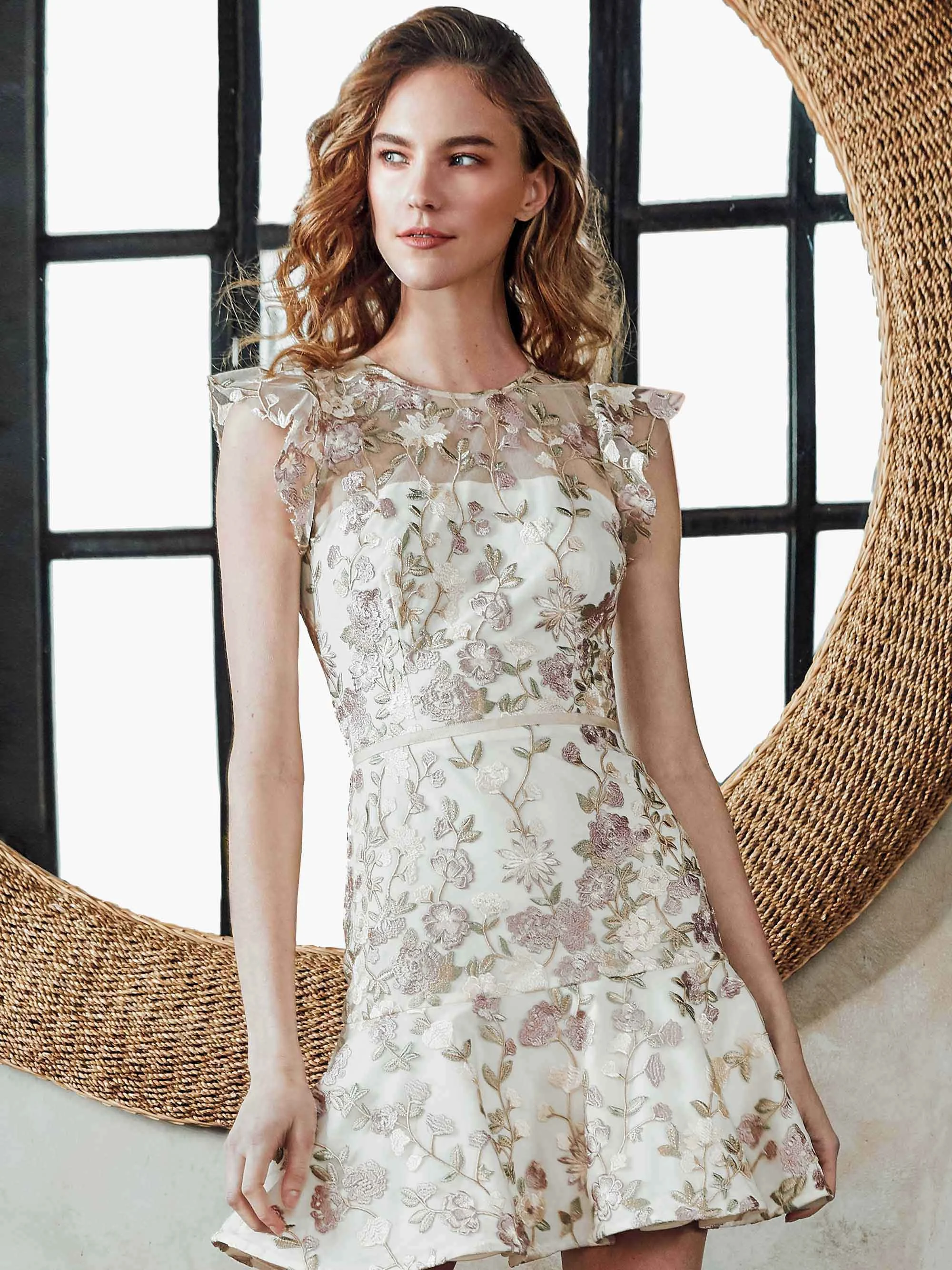020619_SAKS_F_WEDDINGGUEST_MONIQUE-LHUILLIER_021_pp.jpg