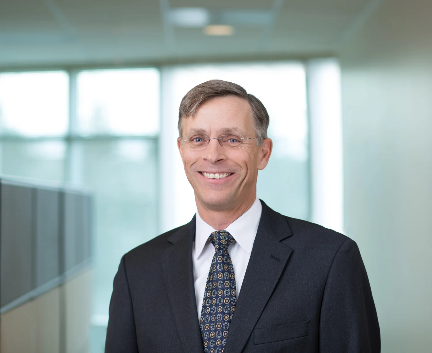 Executive_Portrait_Z4A1220-2.jpg