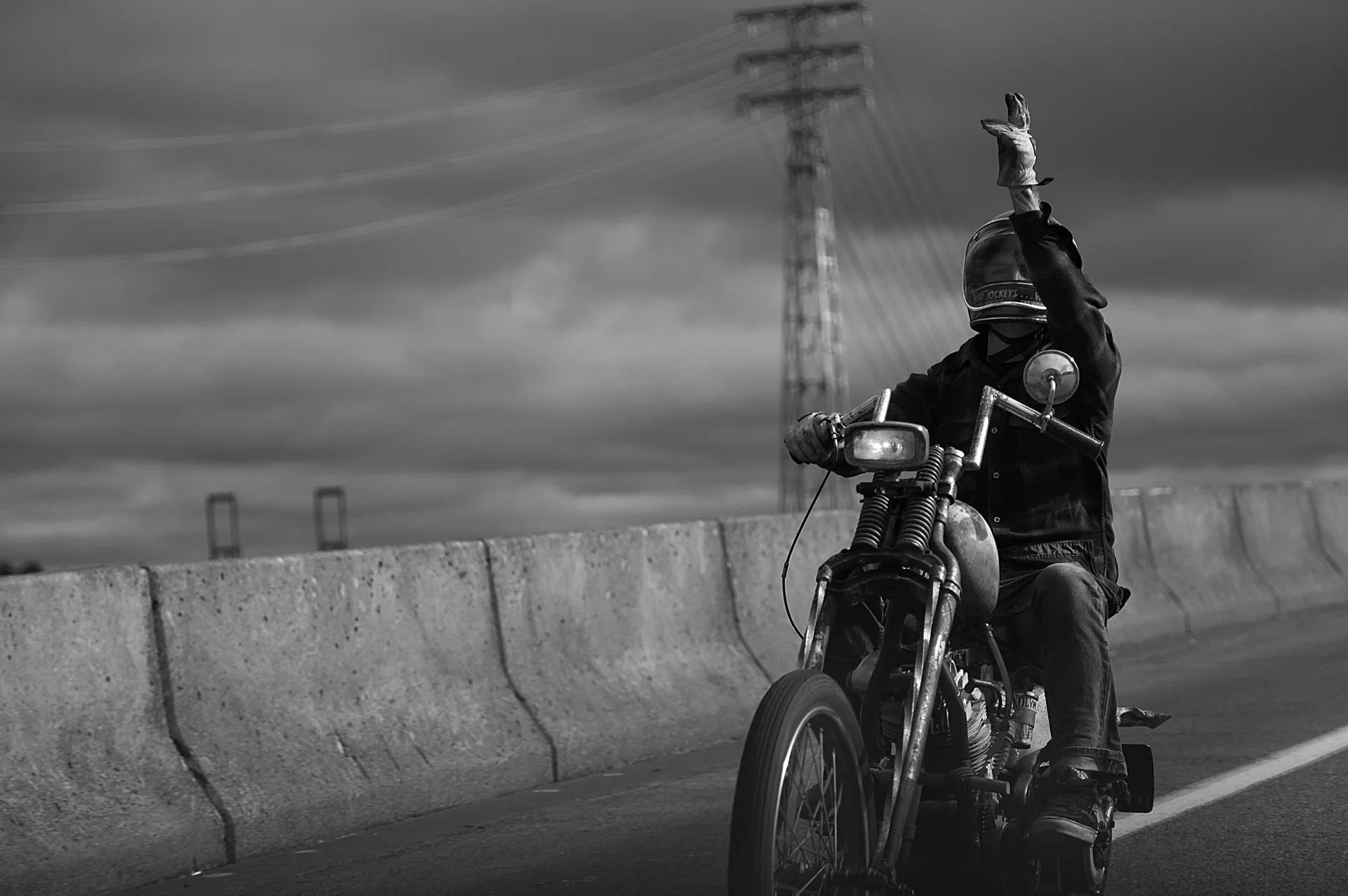 131007_portfolio.godspeedxthomjones.11.jpg