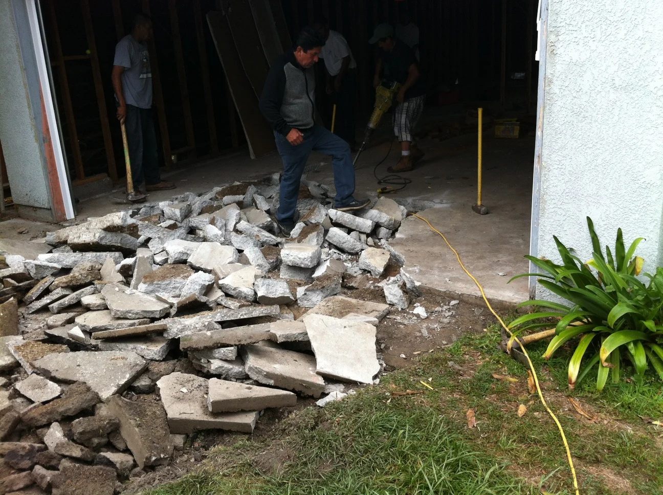 Studio Build 001.jpg