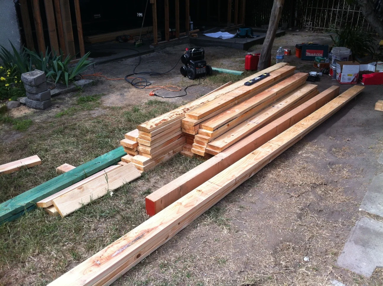 Studio Build concrete pour and framing 033.jpg