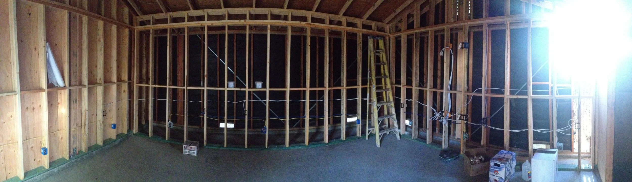 panoramic of room electrical.JPG