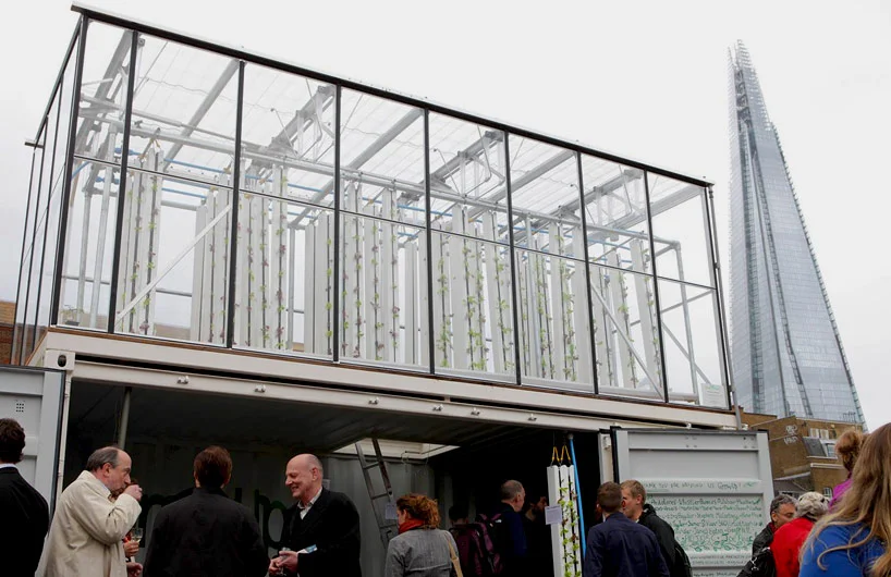 growupbox-aqua-ponic-farm-london-designboom03