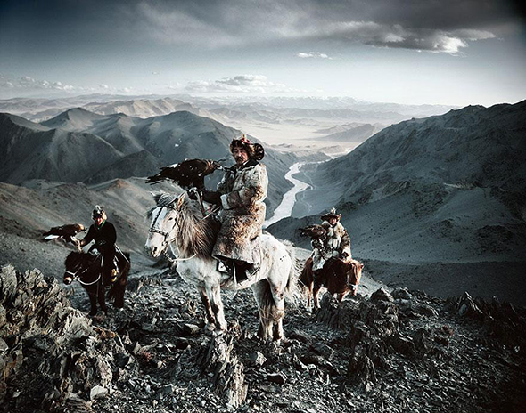 vanishing-tribe-mongolia.jpg