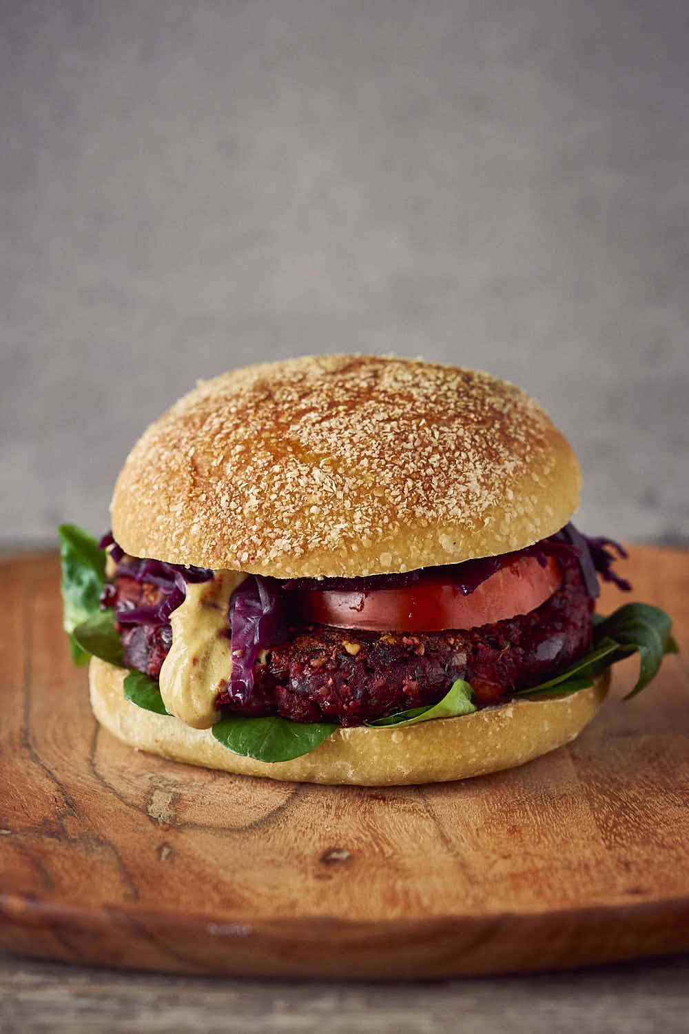 Burger mit Roter Bete I vegane Rezepte I ROSEN &amp; KOHL
