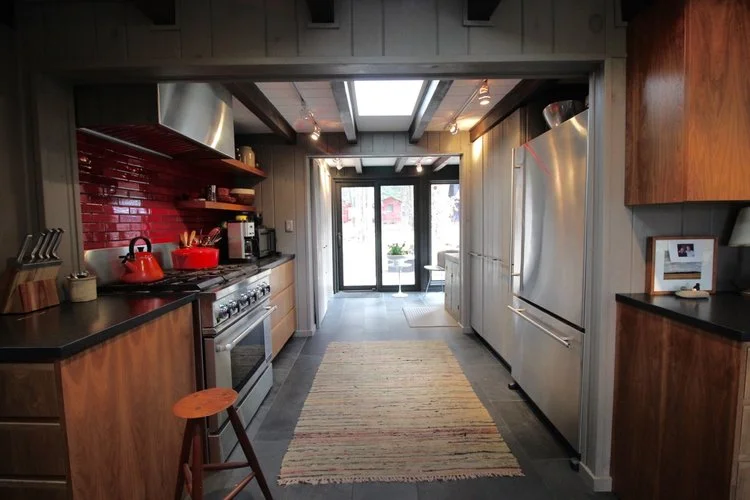 Peaceful, modern cabin near Phoenicia, NY for rent Red Cottage Inc