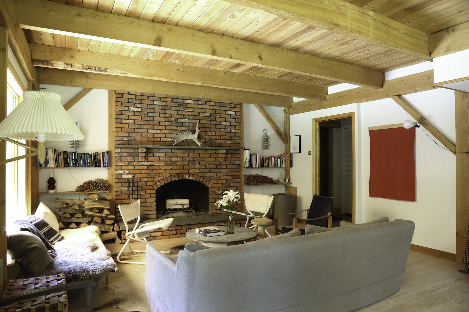 GROGKILL LIVING ROOM 4.jpg