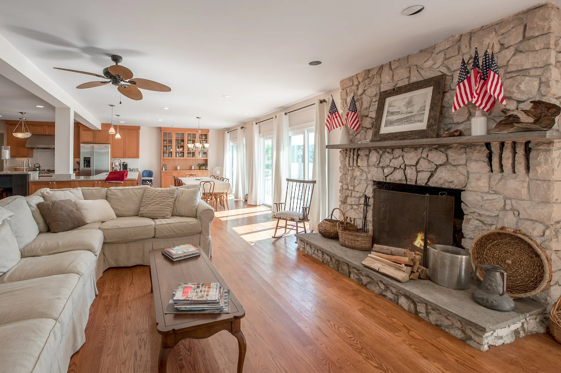 Large lakefront Catskills vacation rental Red Cottage Inc. — Fine