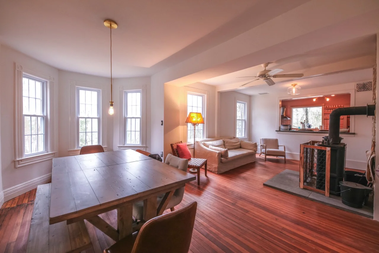 7 Bedroom renovated home within walking distance to Callicoon, New York