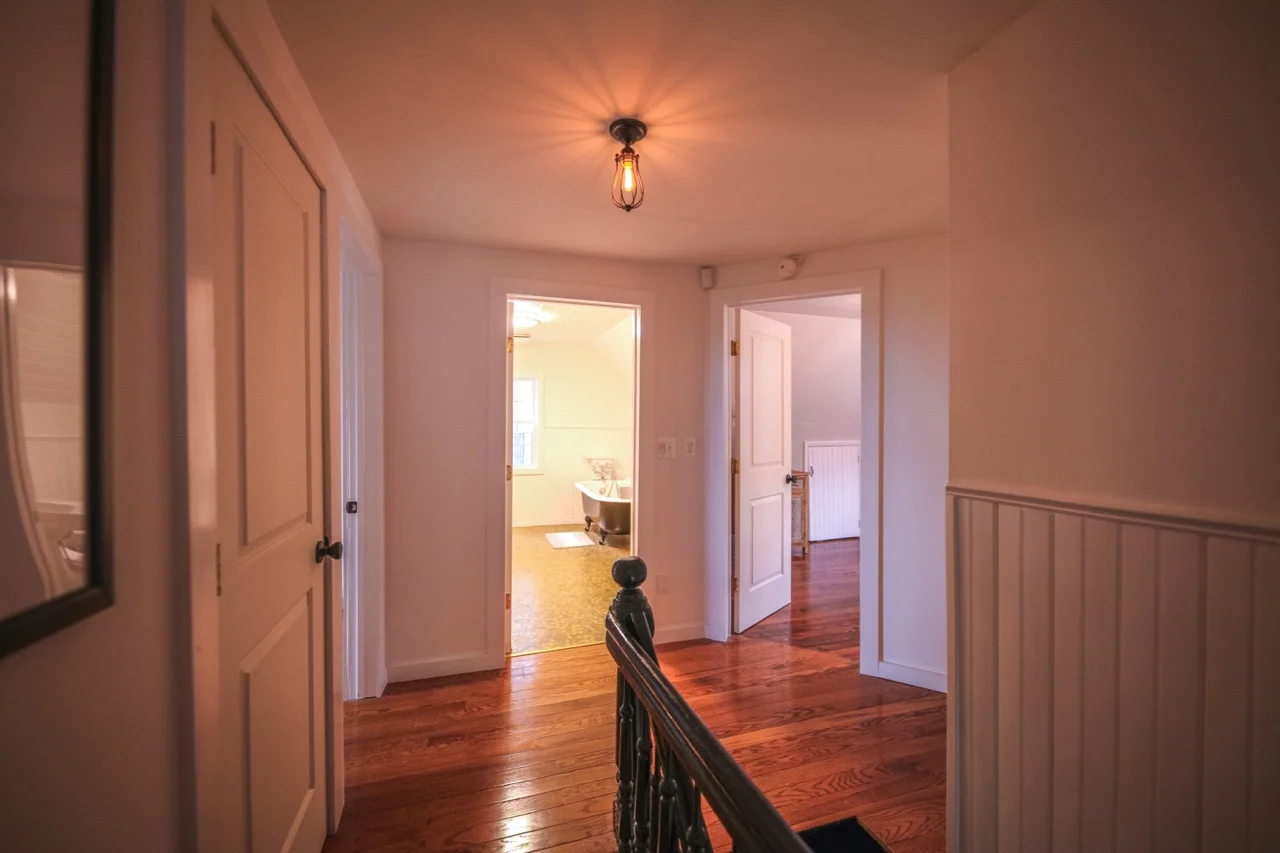 7 Bedroom renovated home within walking distance to Callicoon, New York