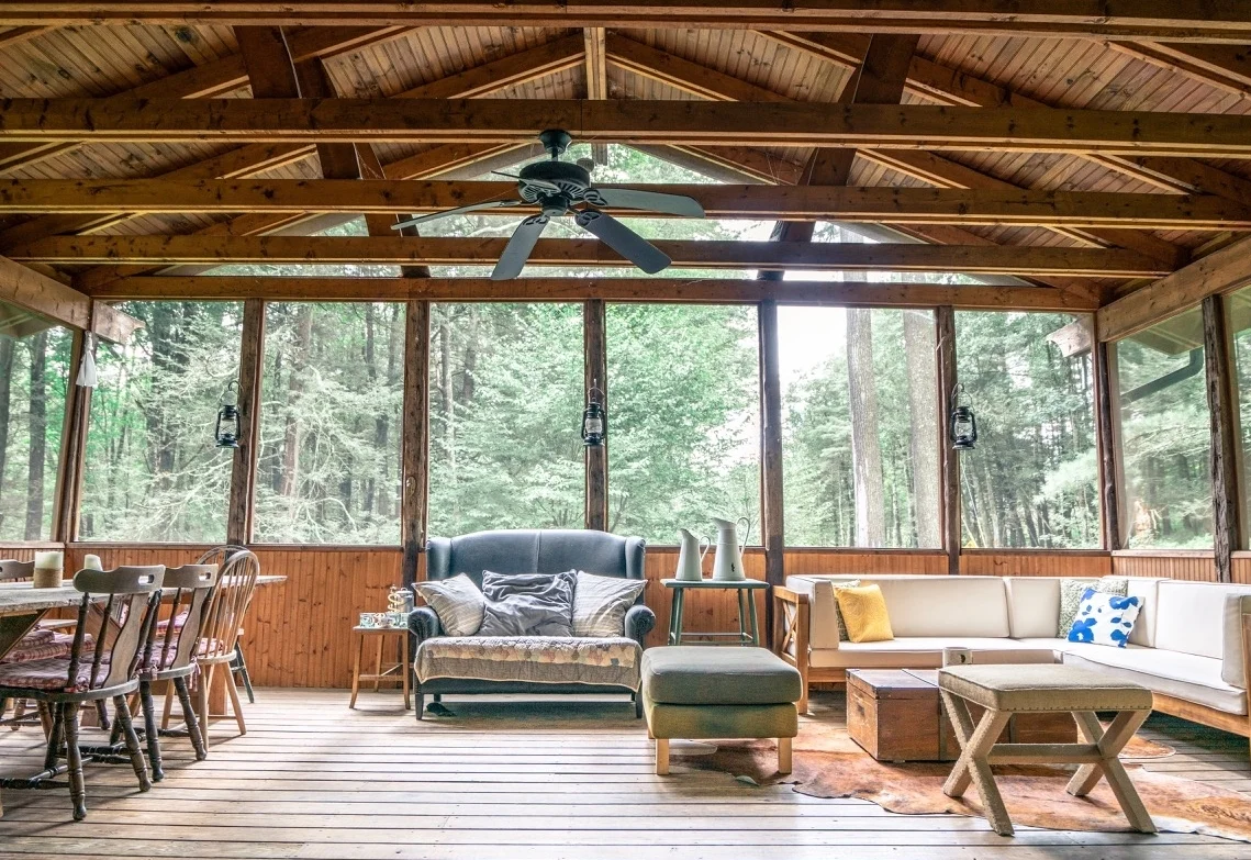 Delightful Catskills cabin near Callicoon with hot tub, wood stove, and