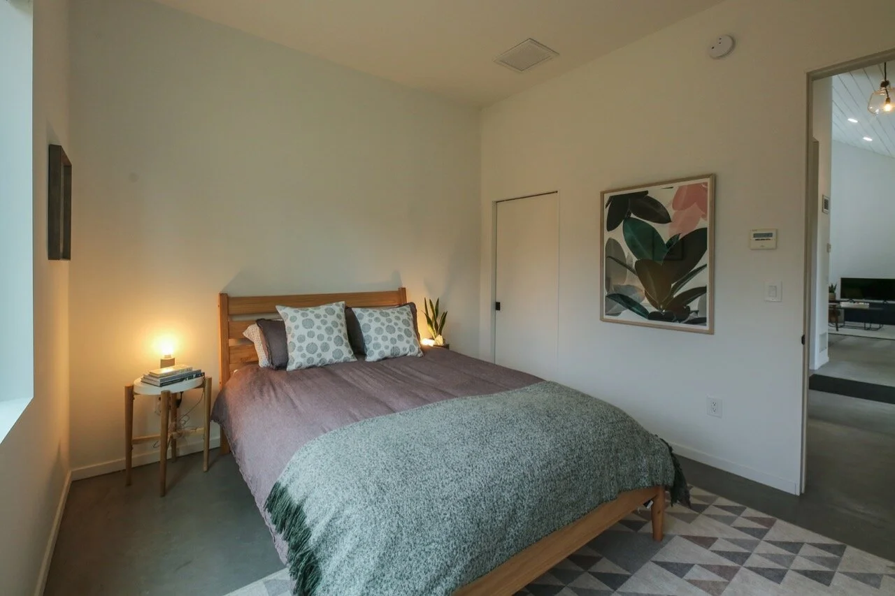 Modern 2BR cabin outside scenic Narrowsburg New York for rent Red Cottage Inc. — Fine Vacation