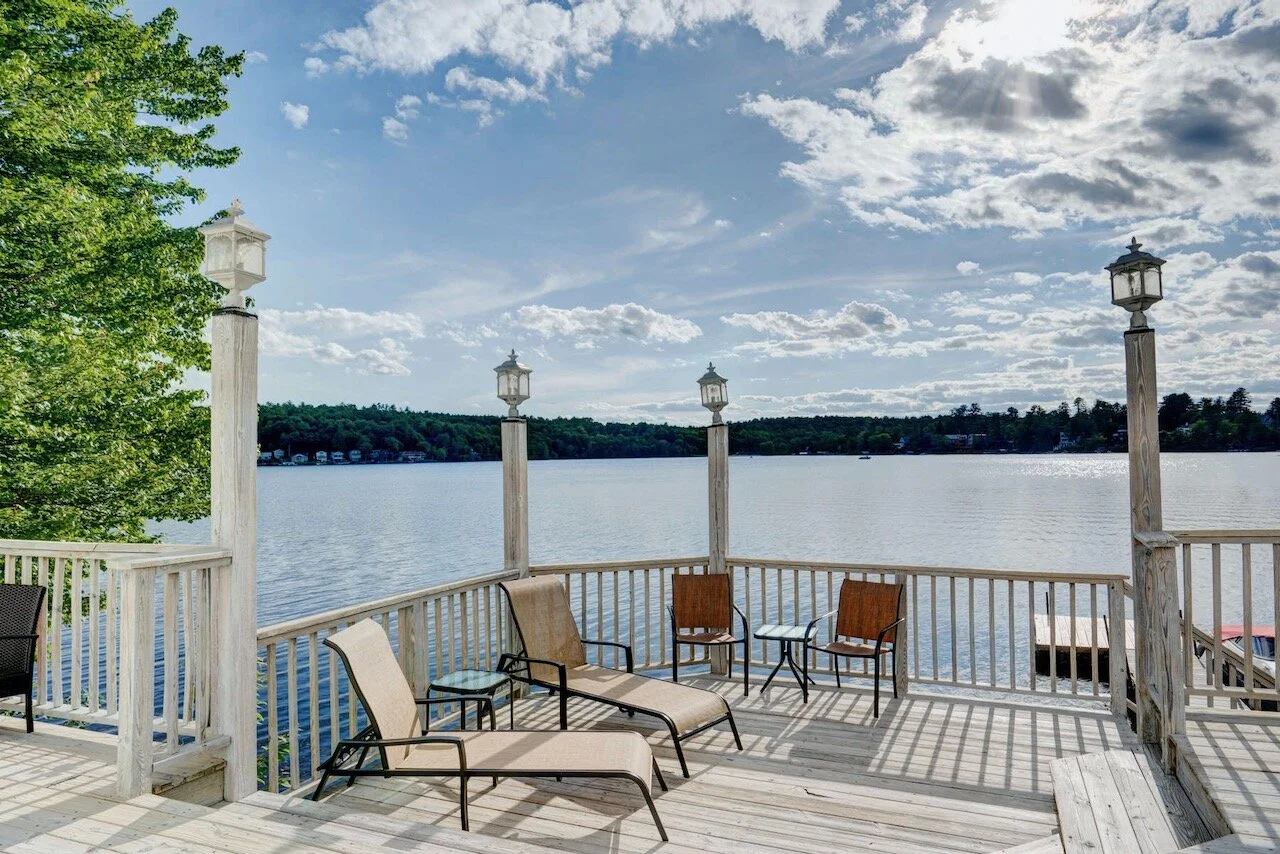 Large lakefront Catskills vacation rental Red Cottage Inc. — Fine