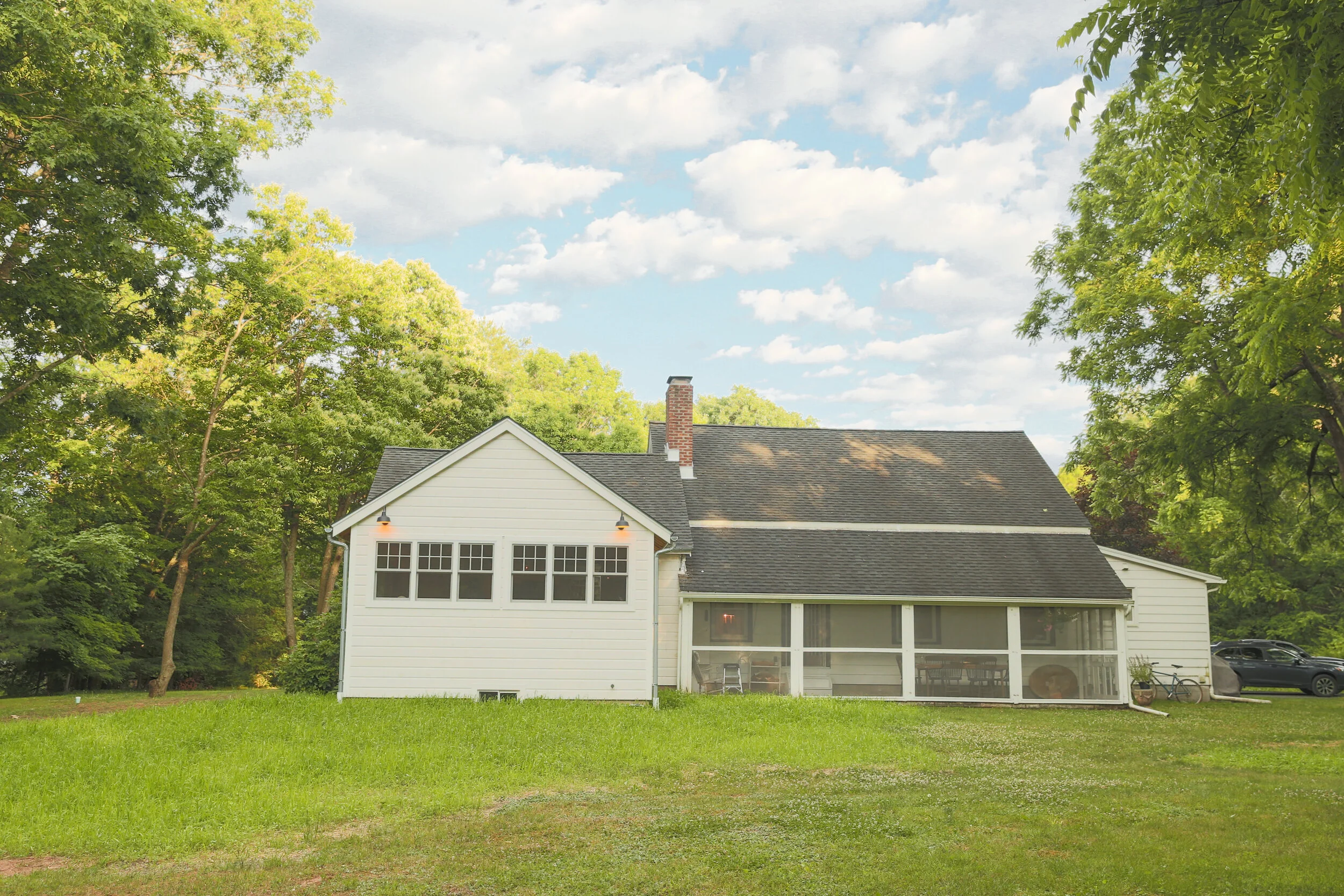 Fish Creek Farmhouse Chic Saugerties Farmhouse vacation rental with