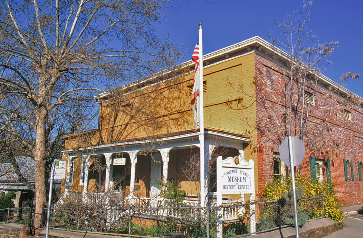 CountyJail.jpg