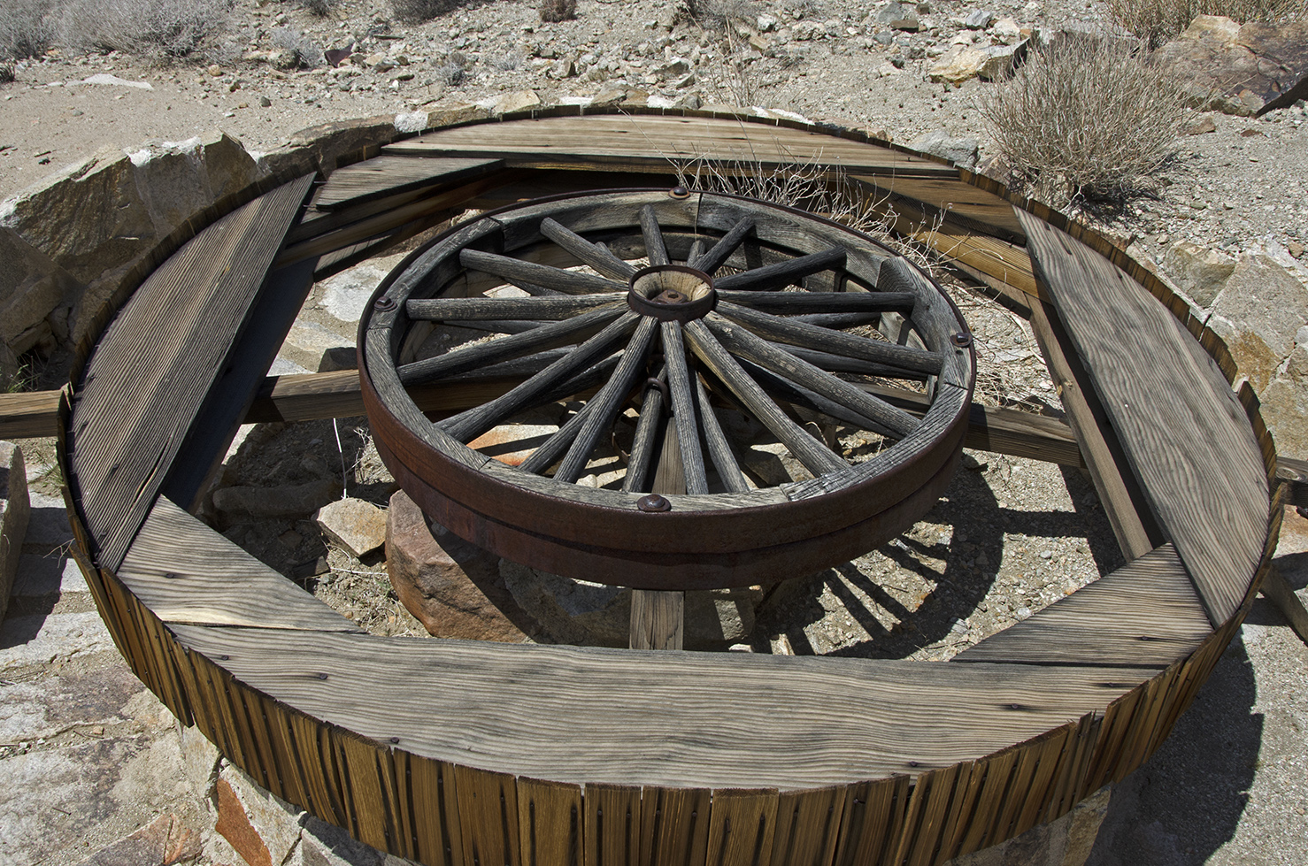 The wagon wheel.