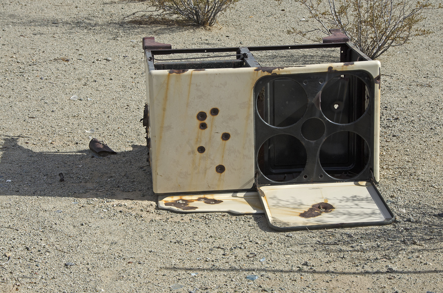 Somebody didn't like this stove.