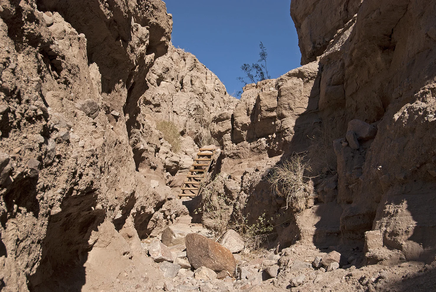 Ladder Canyon 05c.jpg