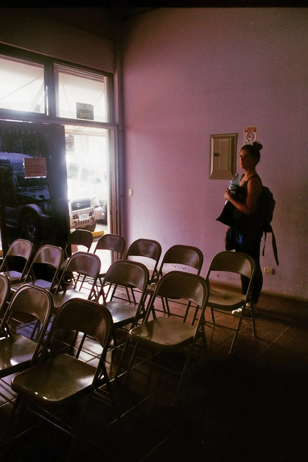 imm011_9.jpg