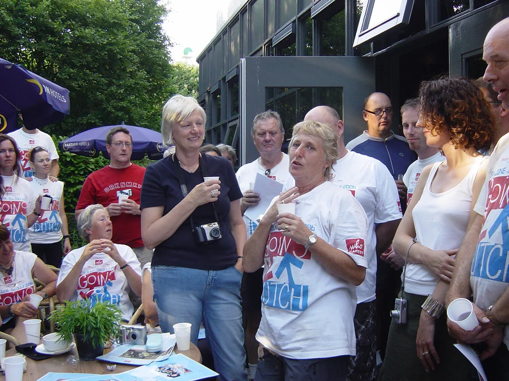 bfcic2006 goingdutch finish drink.JPG