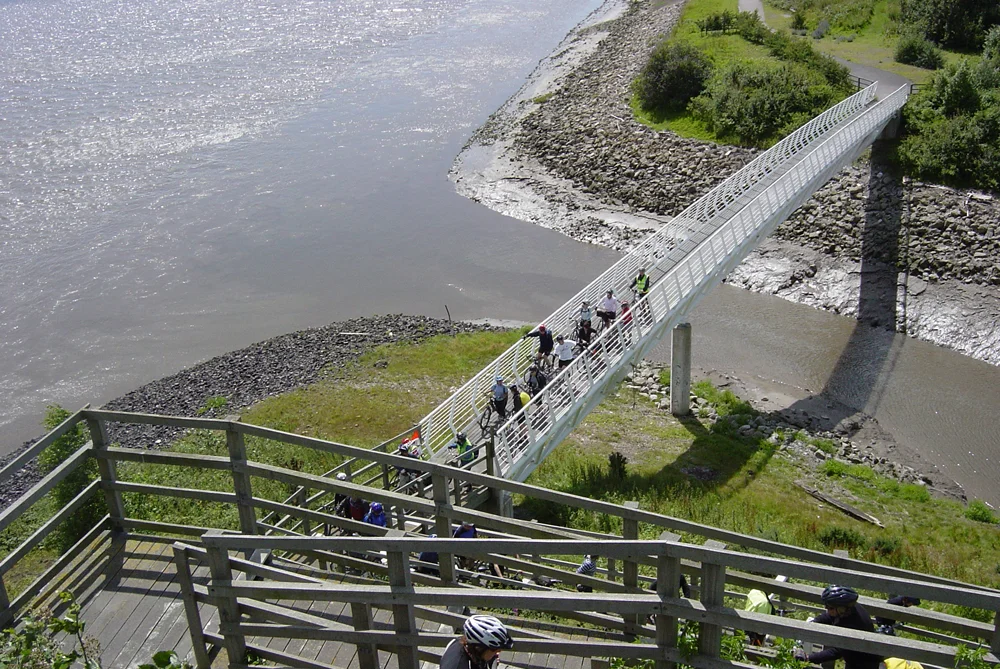 bfcic2007 mersey bridge.JPG