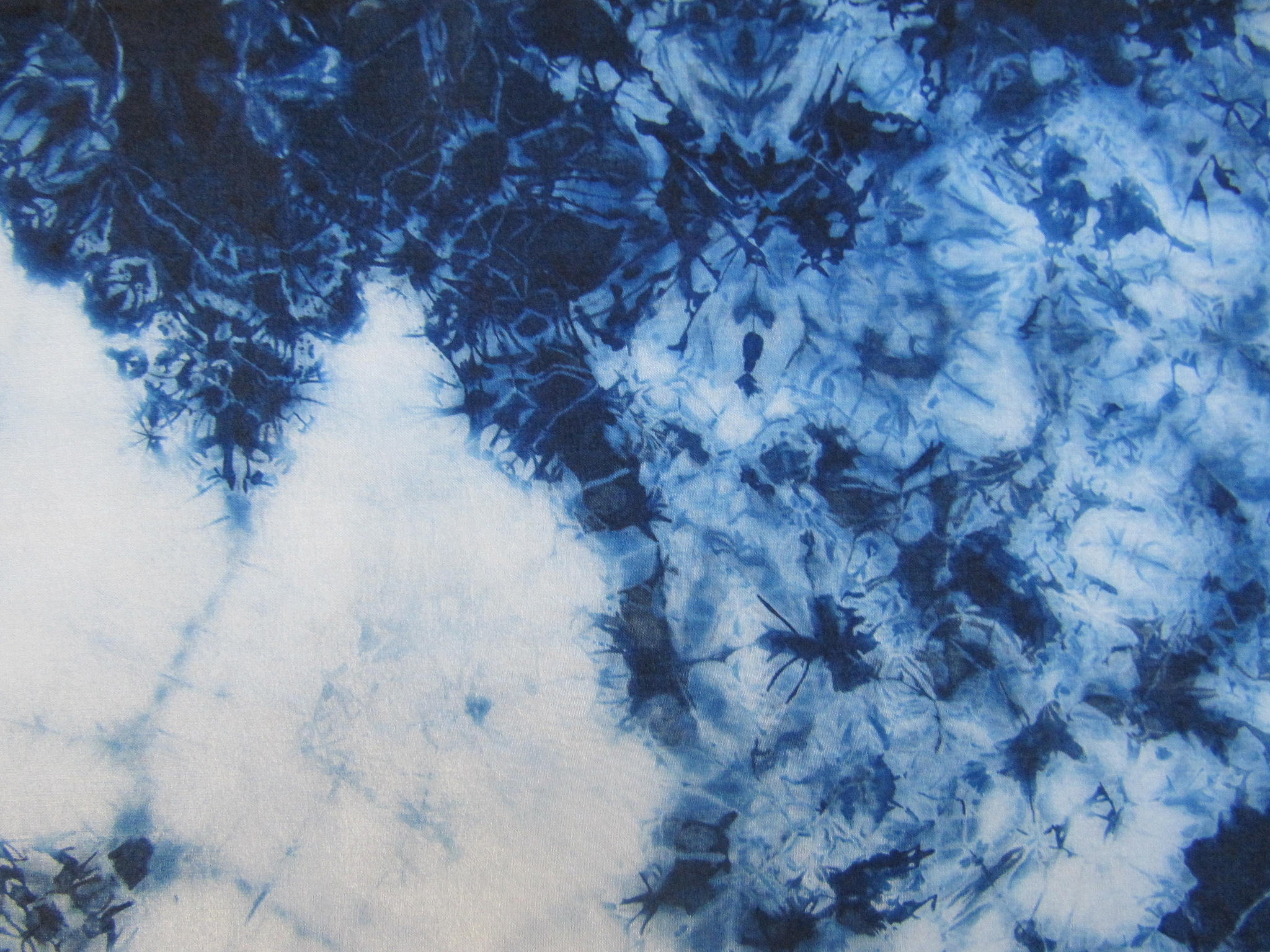Crackle pattern Indigo silk scarf, detail