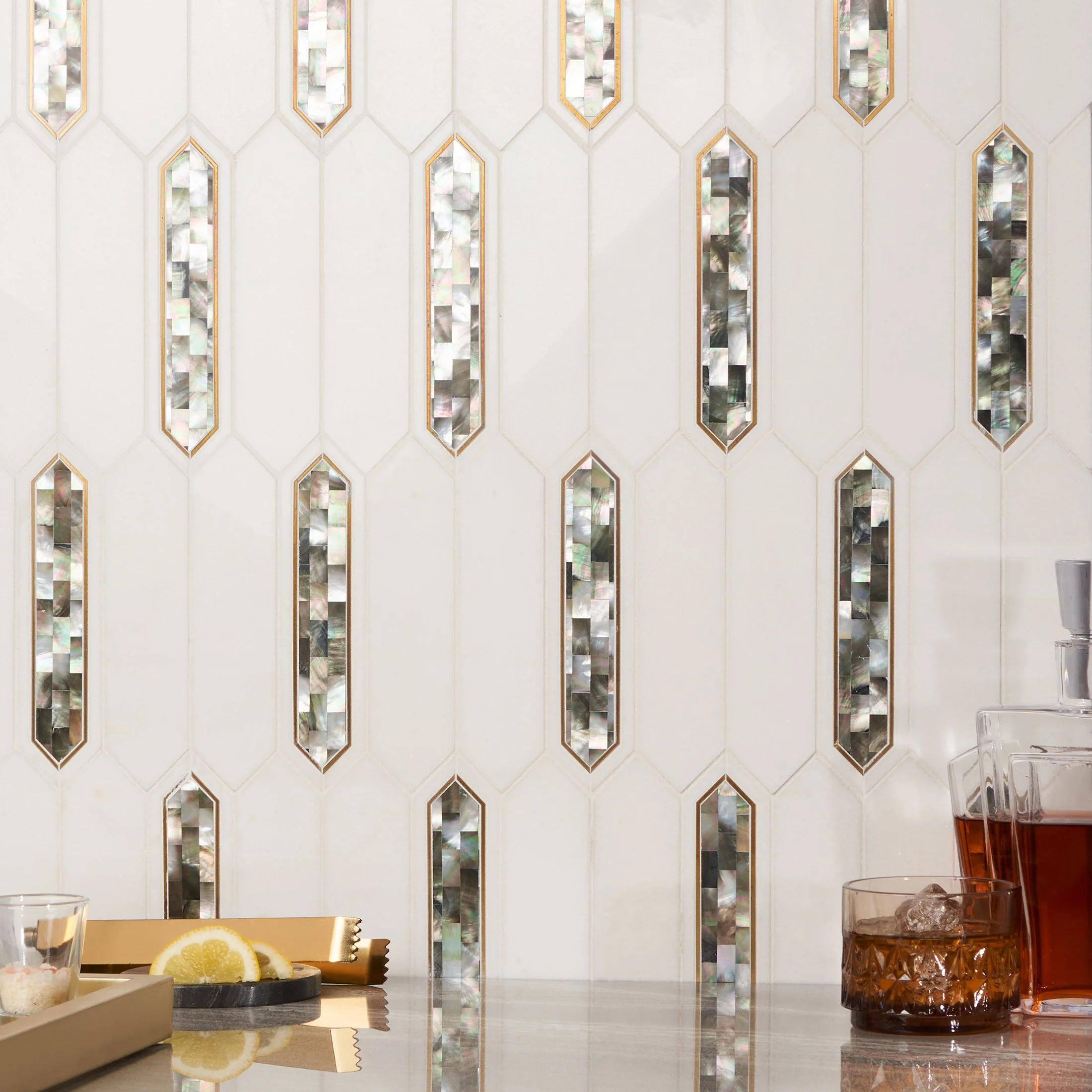 SOHO STUDIO / TILEBAR