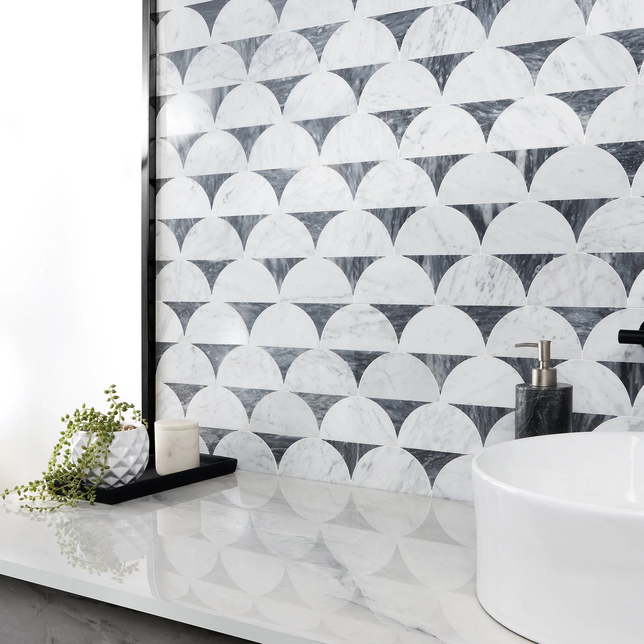 SOHO STUDIO / TILEBAR