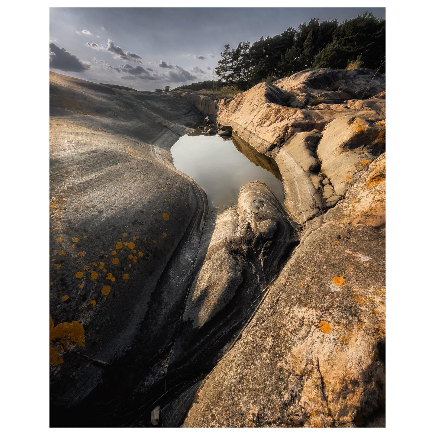 Sandhamn.
.
.
.
.
.
#landscapephotos #landscape_hunter #pixel_ig #landscape_captures #artofvisuals #planetdiscovery #naturesbeauty #islandlove #islandgetaway #islandview #vitaminsea #sunset_vision #world_bestsky #sunset_pics #reflections #eyeshotmag 