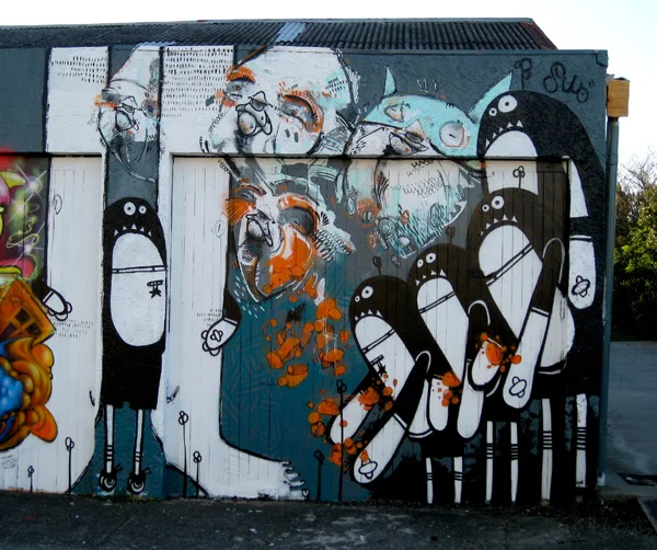 Belmont Liqour Store 2011 Cracked ink x Drypnz