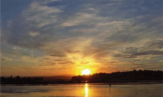 Figure 6. The sun setting on New Year's Eve celebrations in 2015 in Merimbula, NSW