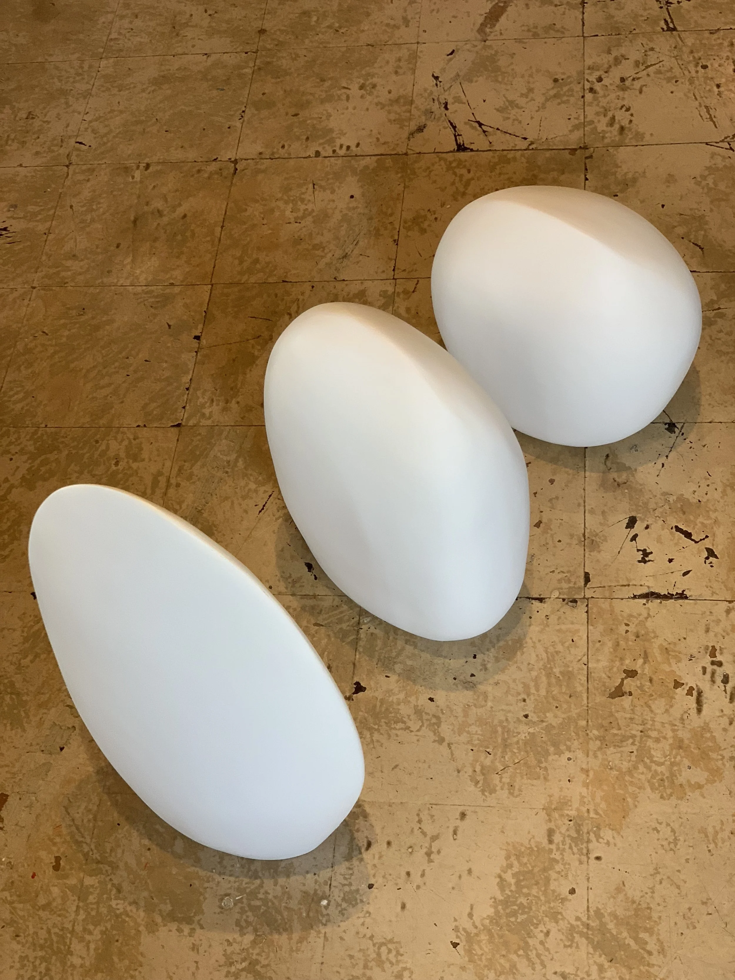 Grounding Palm / Powder White
