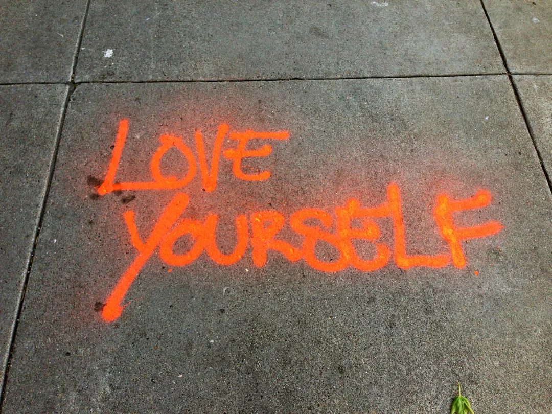 131023_loveyourself.jpg
