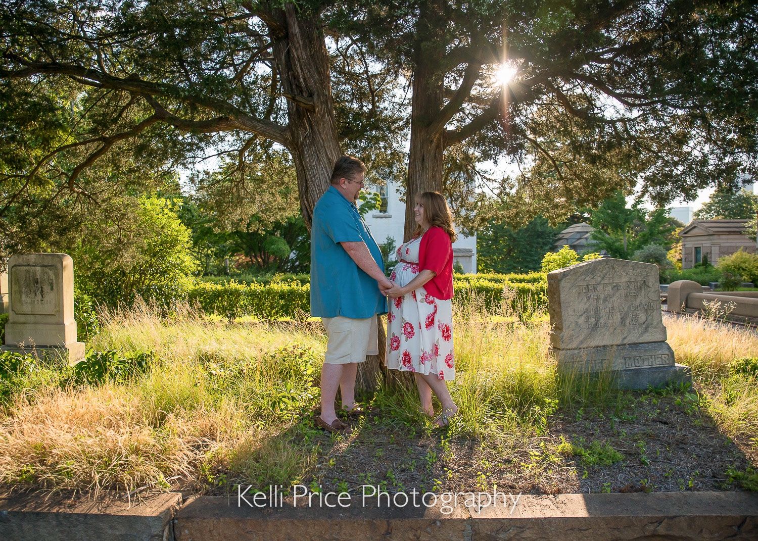 Atlanta Maternity Photo Session - Historic Oakland Cemetery, GA