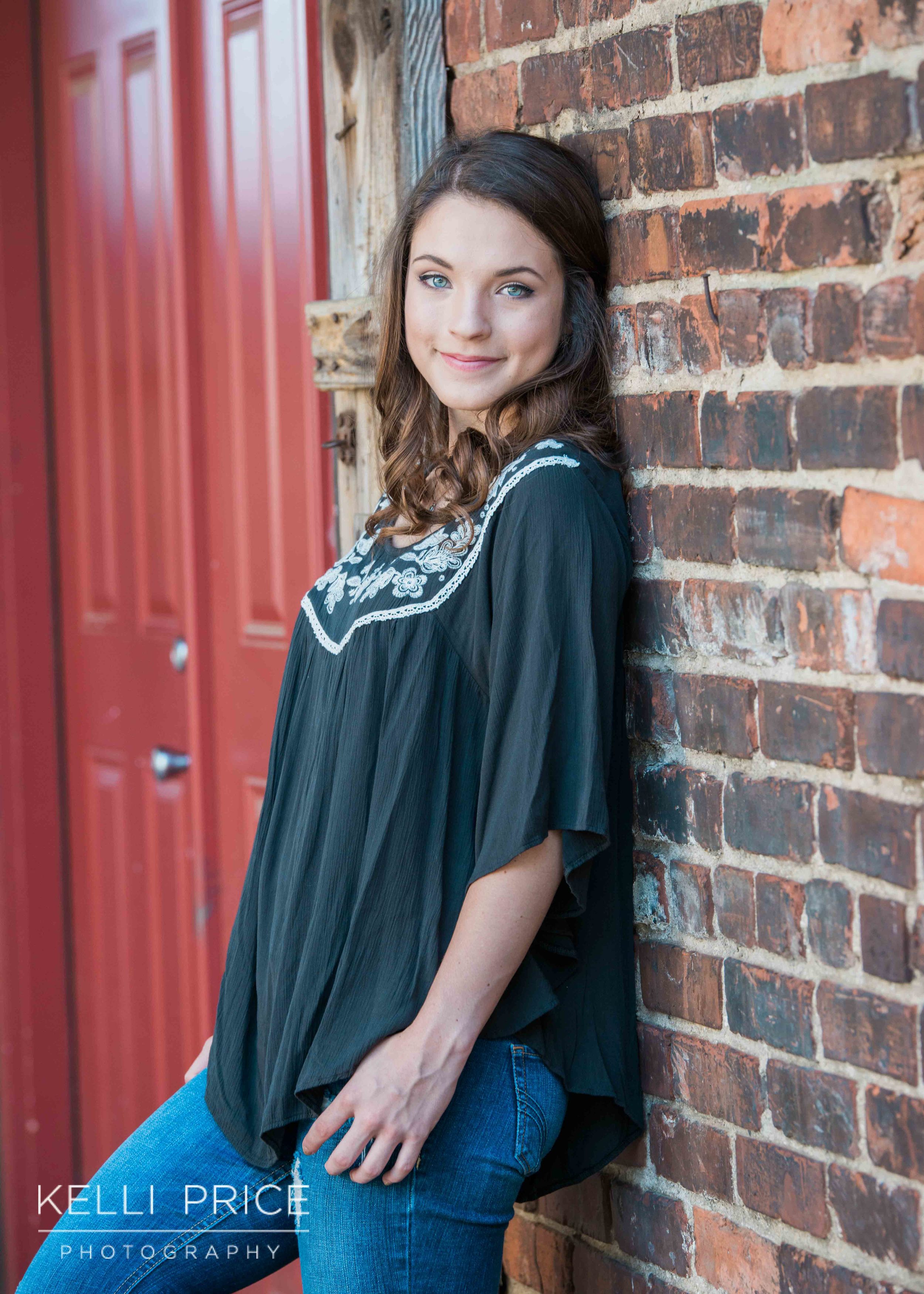 SeniorGraduation6_KelliPricePhotography_TheGoatFarmATL_April2016.jpg