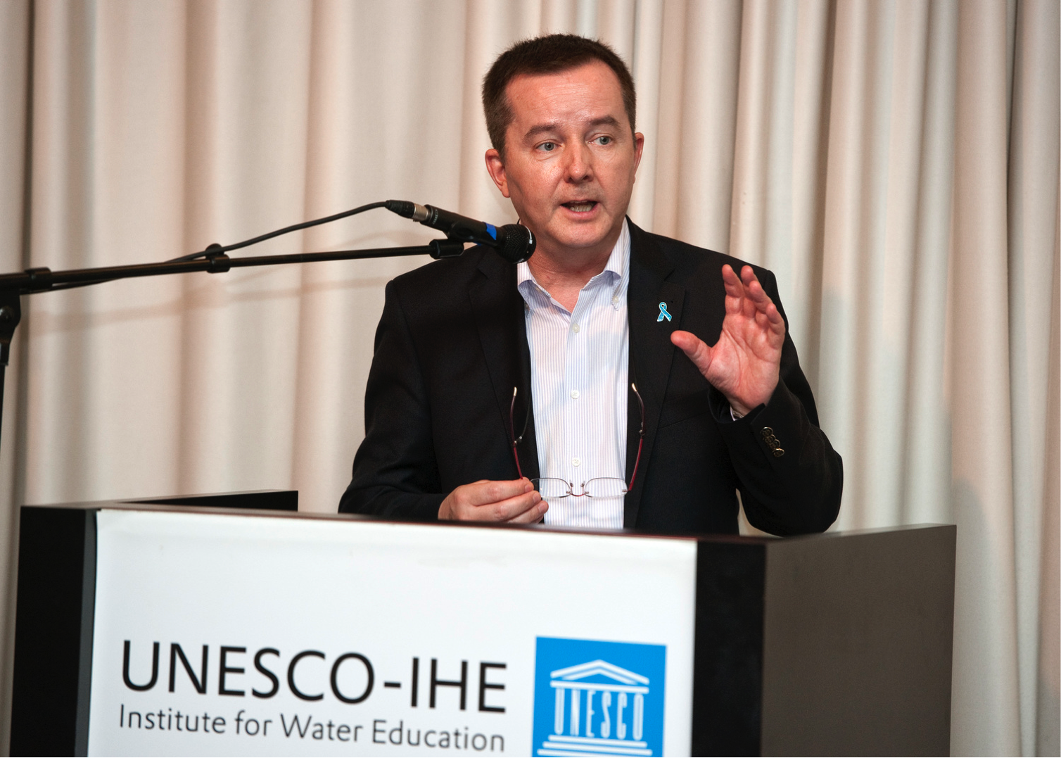 KNOWledge/ Leadership for Water Security - Where to Start?