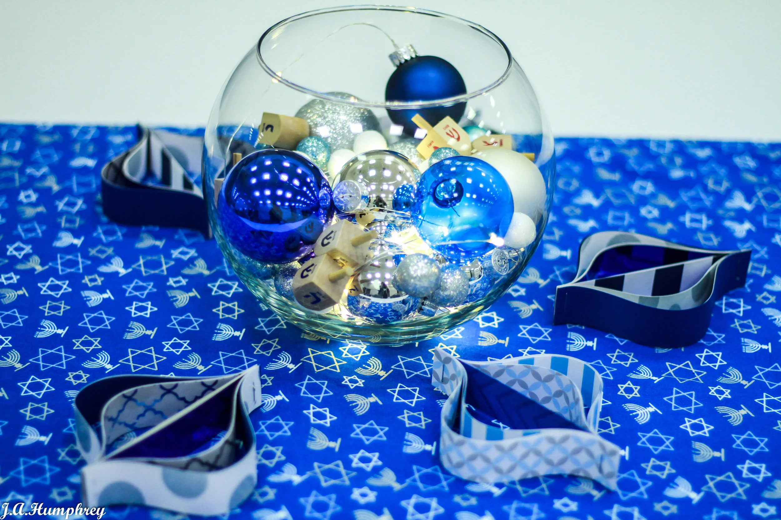 chanukah-5.jpg