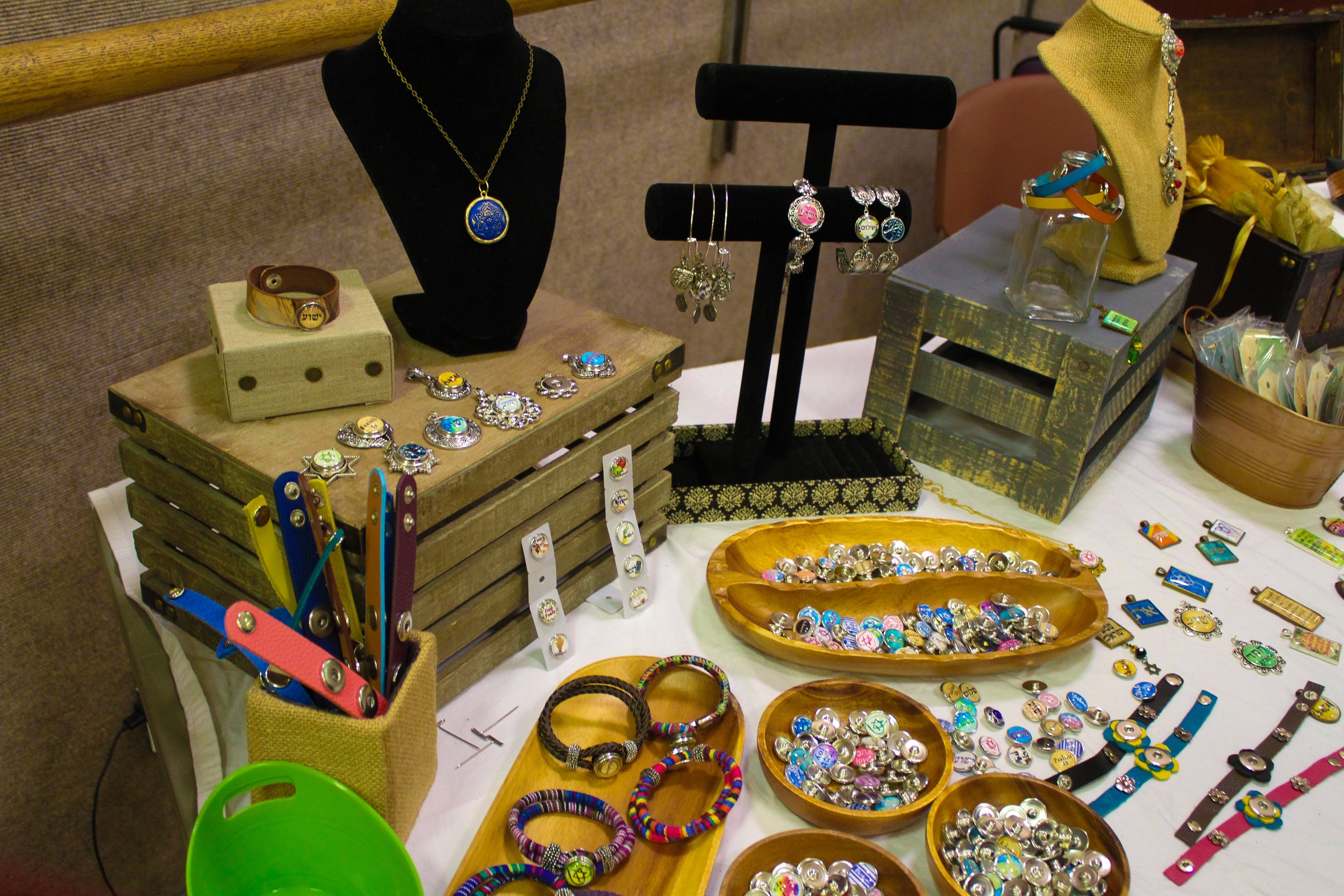 Several vendors sold jewelry.