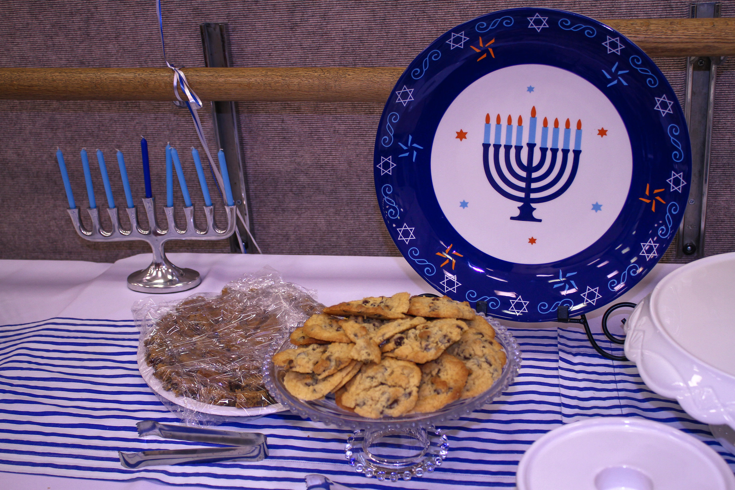 chanukah 17-26.jpg