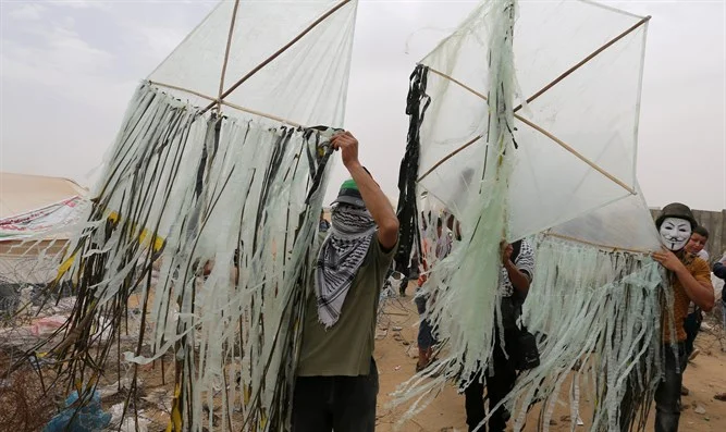Burning Kites Flown into Israel Destroy Land