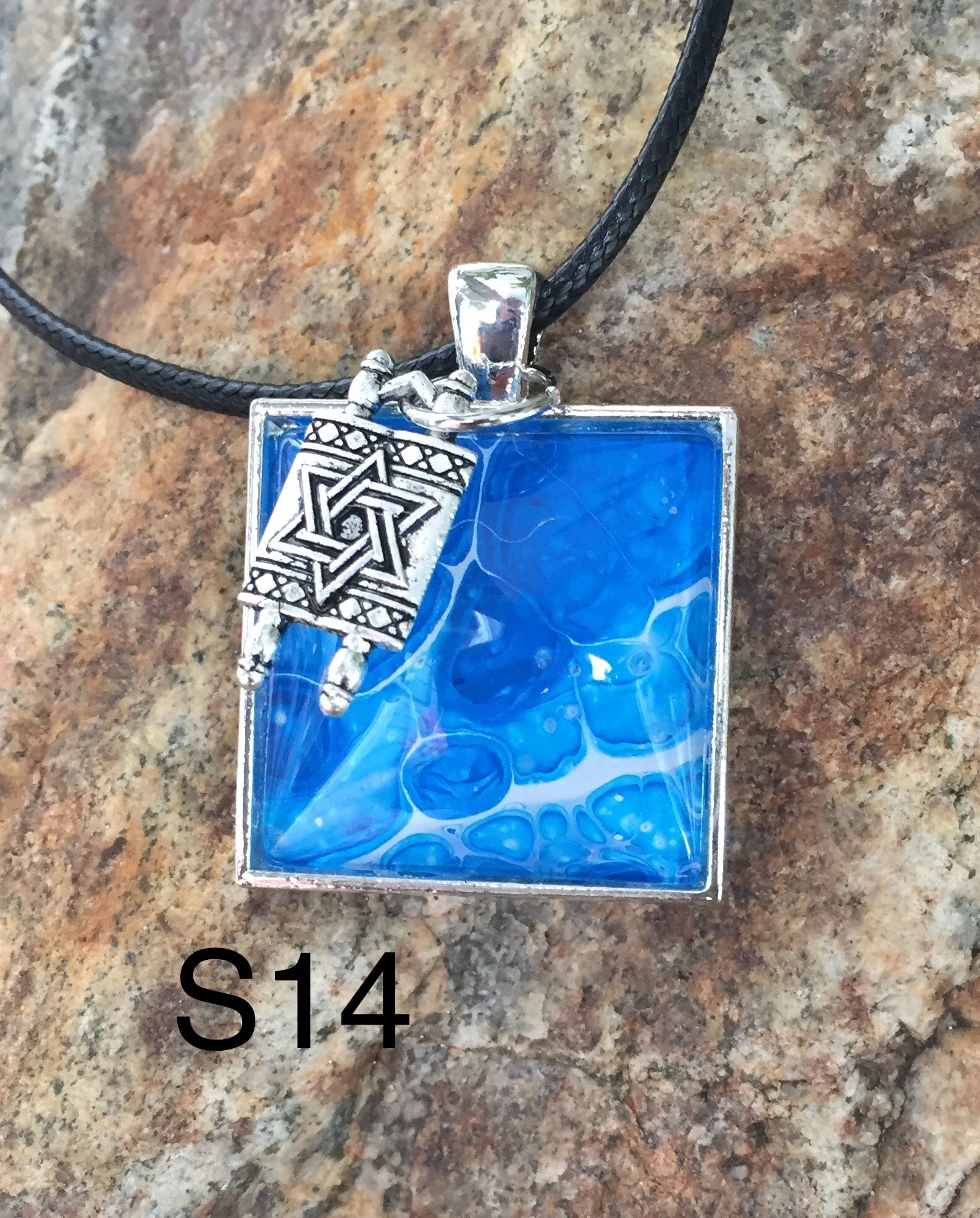 Copy of Glass Cabachon on Silvertone Scroll Pendant - Square