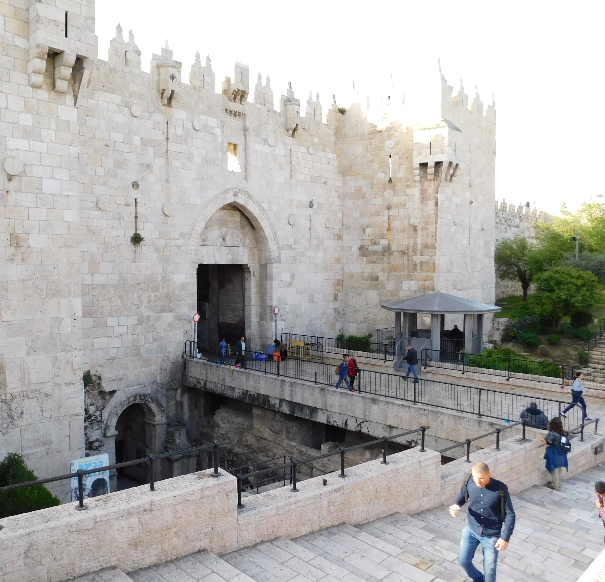 The Damascus Gate in Jerusalem — Song For Israel