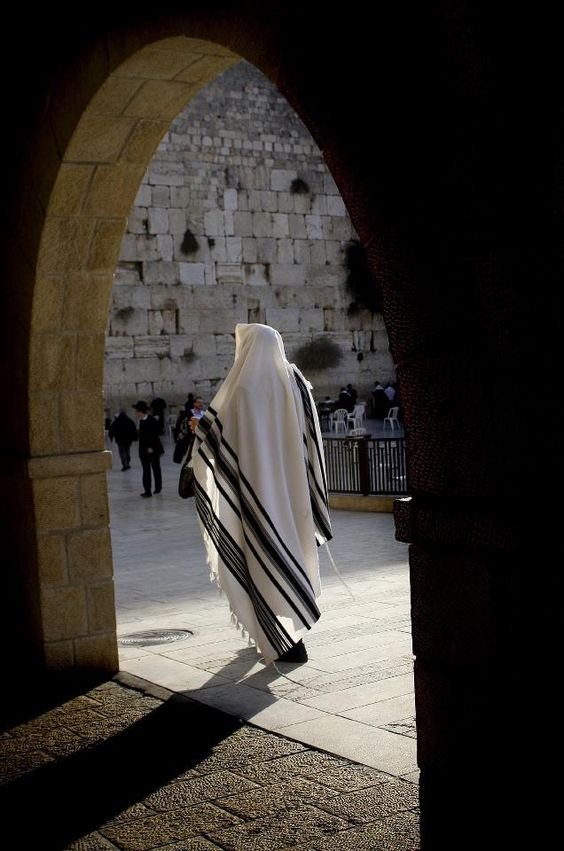 Man at Kotel.jpg