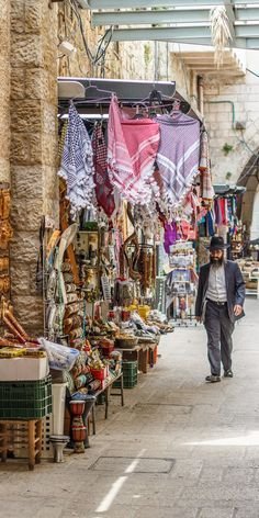 Jerusalem street.jpg