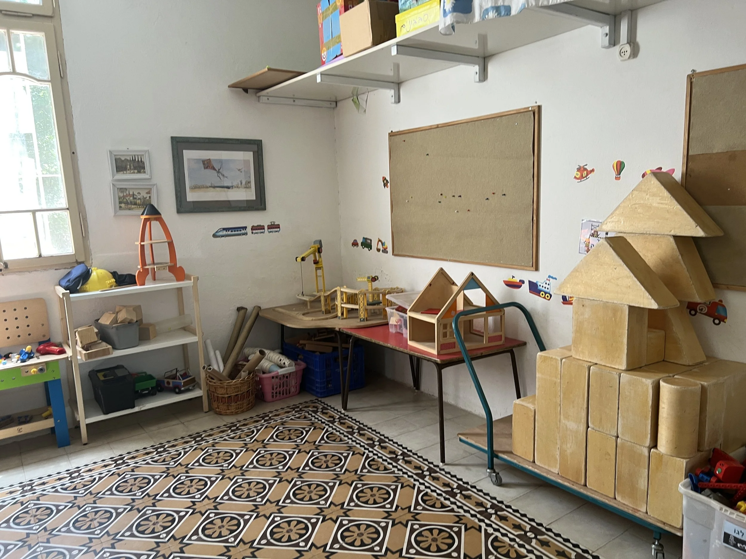 IMG_9509 Peniel  Building projects.JPG