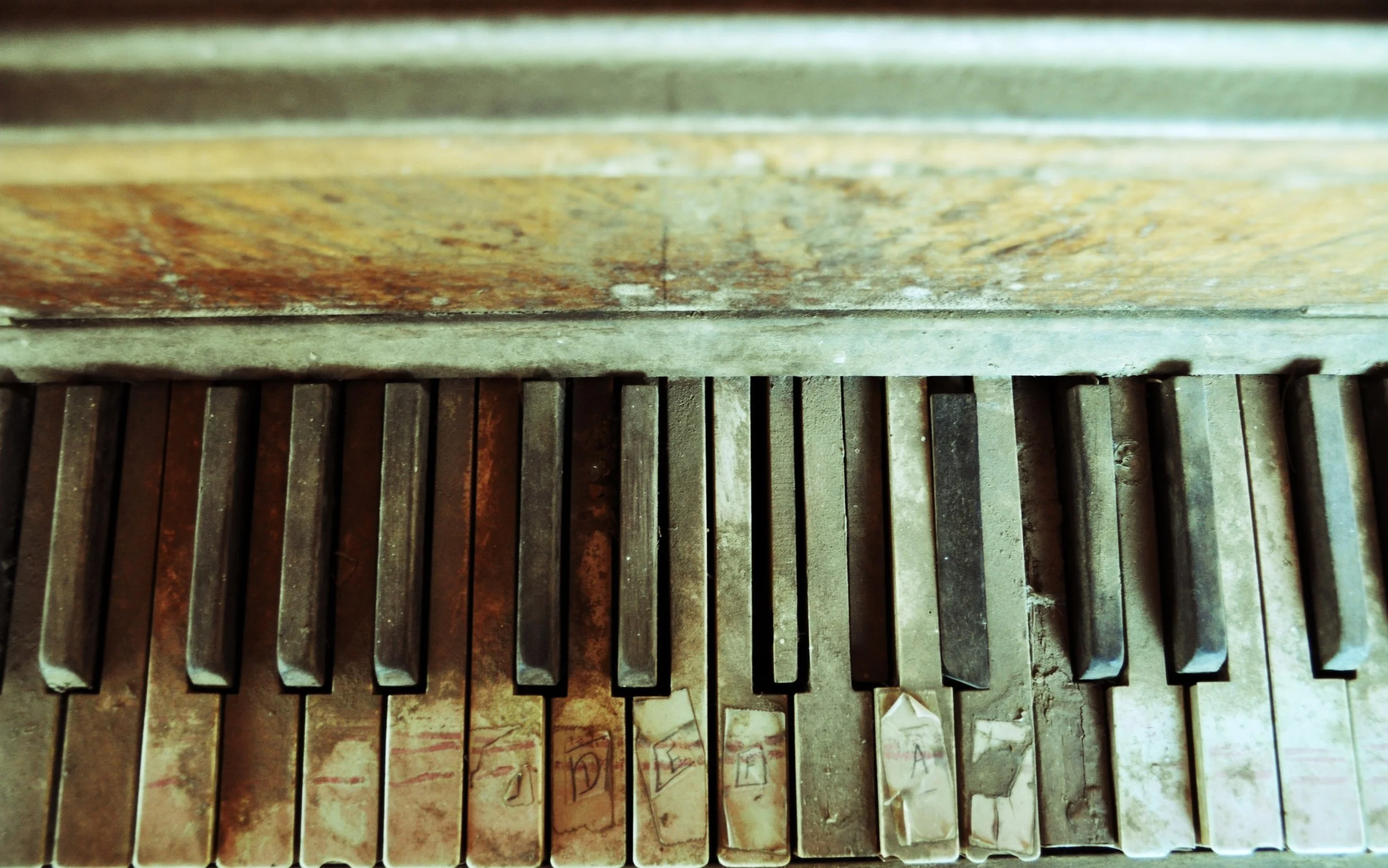 piano keys.jpg