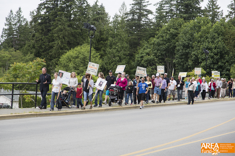 2013_AREAFund_WalkForTruth_X3C4430.jpg