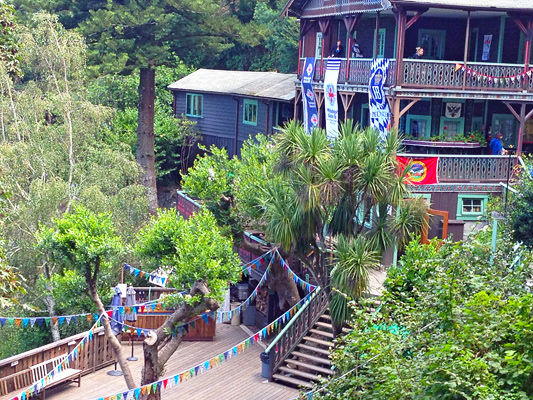 Tourist Club, all decked out for Sommerfest (Photo: Tourist Club / Facebook )