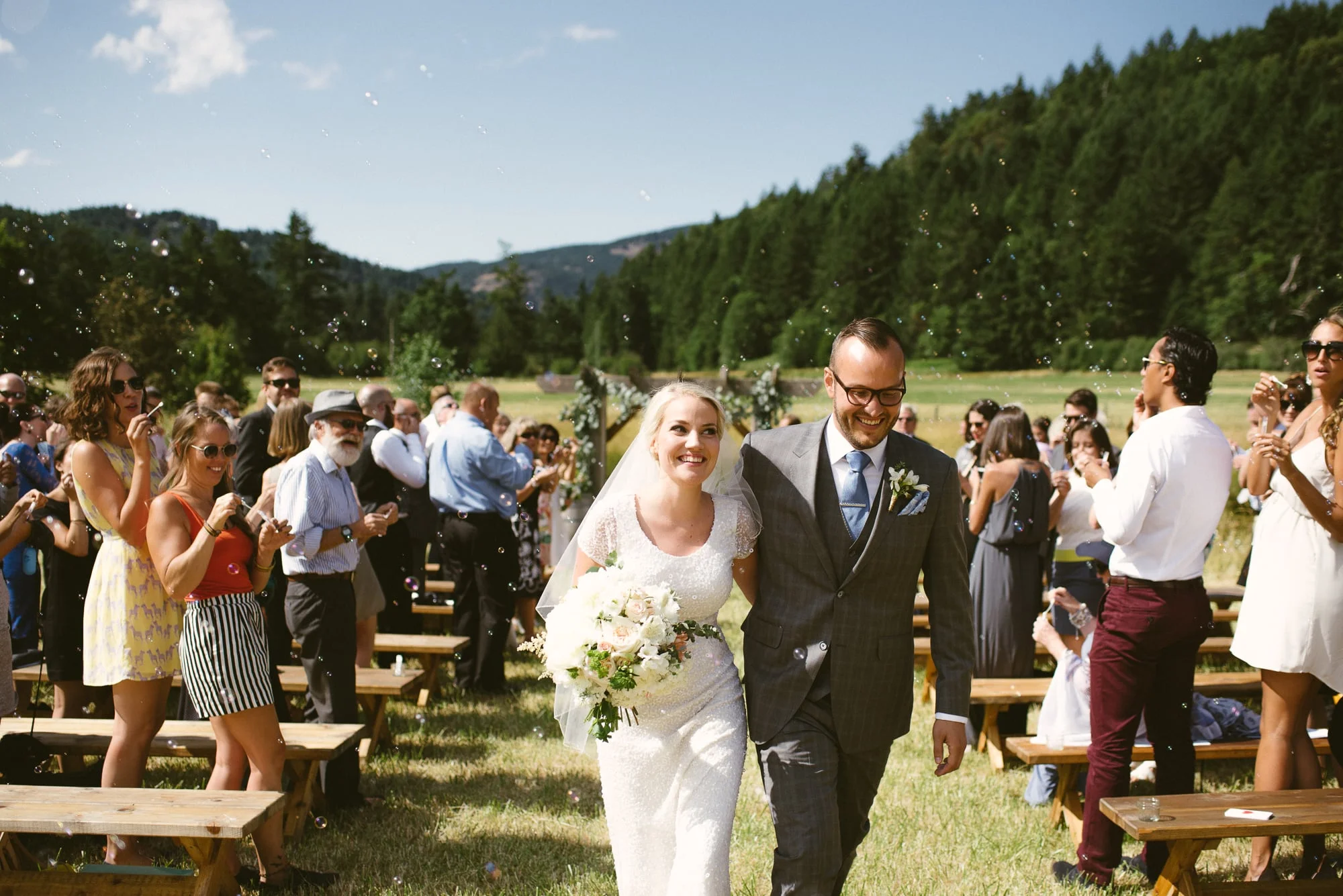 61-birdseye-cove-farm-wedding-sara-rogers-photography.jpg